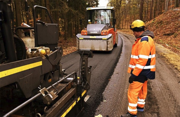 Česko-polský projekt vylepšuje silnice v pohraničí