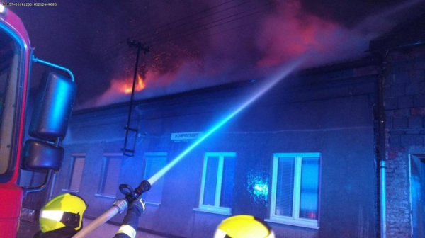 V České Třebové hořel rodinný dům, na místě zasahovaly čtyři jednotky hasičů